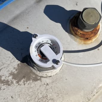 Review by Carlos Ruiz