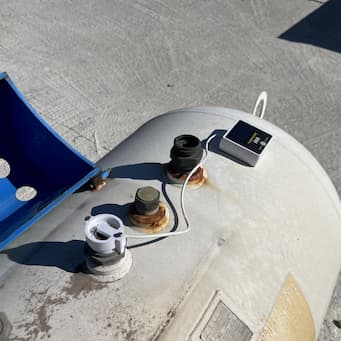 Review by Roberto Mendoza